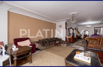 Apartment - 3 Bedrooms - 2 Bathrooms for sale in Al Qedes St. - Zezenia - Hay Sharq - Alexandria