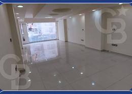 شقة - 3 غرف نوم - 1 حمام for للايجار in شارع زكي رجب - سموحة - حي شرق - الاسكندرية