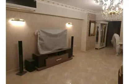 شقة - 3 غرف نوم - 1 حمام للايجار في ميدان ابن سندر - منشية البكري - مصر الجديدة - القاهرة