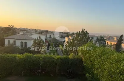 فيلا - 4 غرف نوم - 5 حمامات للبيع في طريق اب تاون كايرو - الاباجية - حي الخليفة - القاهرة