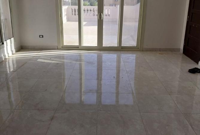 8015043 - Property Image 2