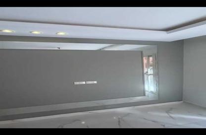 Apartment - 2 Bedrooms - 1 Bathroom for sale in Degla Palms - Al Wahat Road - 6 October City - Giza