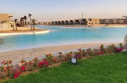 شاليه - 2 غرف نوم - 2 حمامات للبيع في رملة ليك سايد - قسم الضبعة - الساحل الشمالي