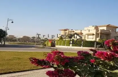 فيلا - 5 غرف نوم - 3 حمامات للايجار في رويال سيتي - كمبوندات الشيخ زايد - الشيخ زايد - الجيزة