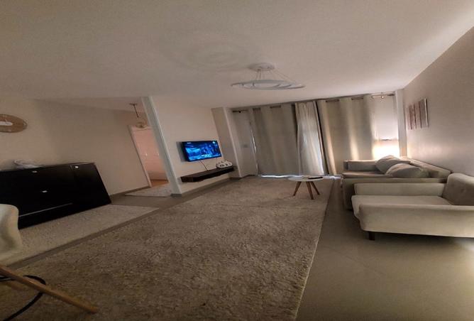 7906089 - Property Image 2