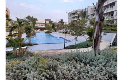 شقة - 2 غرف نوم - 2 حمامات للبيع في جاليريا  مون فالى - المستثمرين الجنوبية - مدينة القاهرة الجديدة - القاهرة