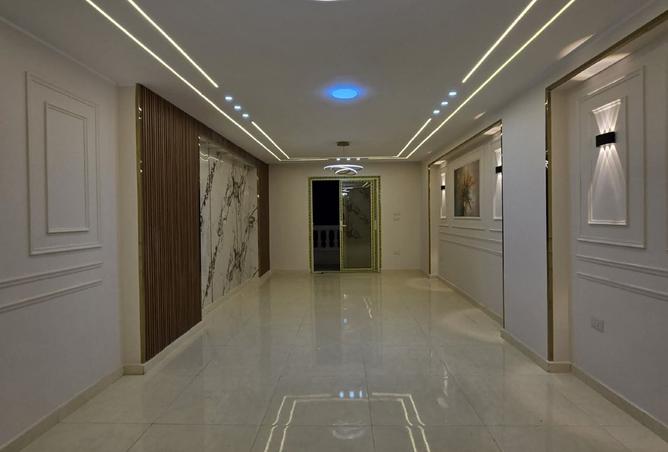 8379210 - Property Image 2