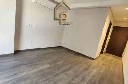 Apartment - 2 Bedrooms - 3 Bathrooms for rent in Village Views - Zed Towers - Sheikh Zayed Compounds - Sheikh Zayed City - Giza
