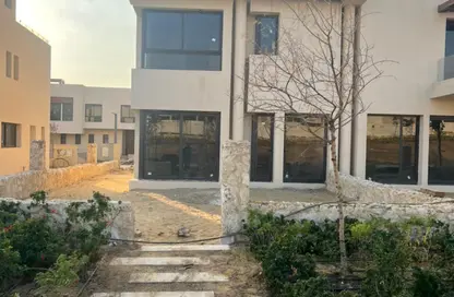 Villa - 3 Bedrooms - 3 Bathrooms for sale in O West - 6 October Compounds - 6 October City - Giza