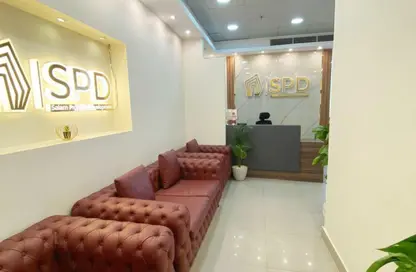 Office Space - Studio - 3 Bathrooms for rent in Hyde Park - 5th Settlement Compounds - The 5th Settlement - New Cairo City - Cairo