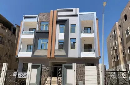 Apartment - 3 Bedrooms - 3 Bathrooms for sale in Touristic Zone 4 - Touristic Zone - Al Motamayez District - 6 October City - Giza