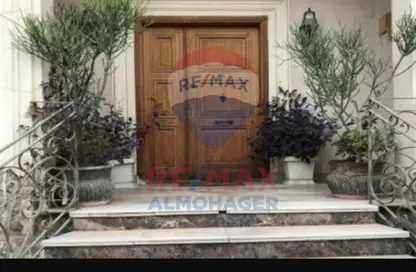 فيلا - 4 غرف نوم - 3 حمامات للبيع في الباتيو 1 - المستثمرين الشمالية - مدينة القاهرة الجديدة - القاهرة فيلا - 4 غرف نوم - 3 حمامات للبيع في الباتيو 1 - المستثمرين الشمالية - مدينة القاهرة الجديدة - القاهرة