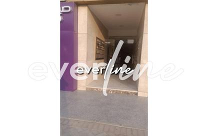 Office Space - Studio - 2 Bathrooms for sale in Maadi V - Zahraa El Maadi - Hay El Maadi - Cairo
