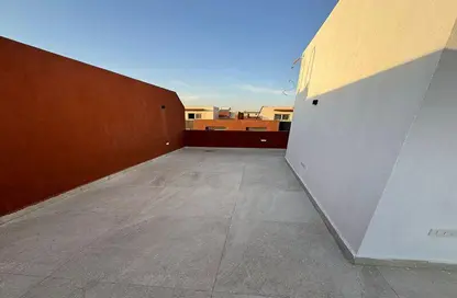 Townhouse - 4 Bedrooms - 5 Bathrooms for sale in Continental Residence - Sheikh Zayed Compounds - Sheikh Zayed City - Giza