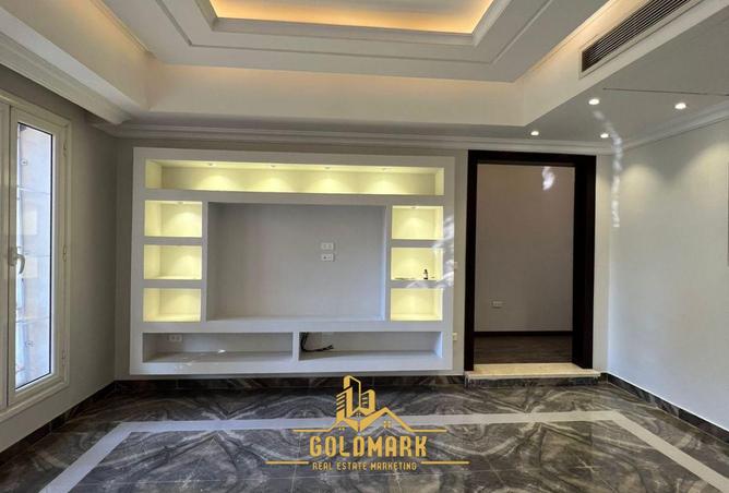 8166577 - Property Image 3