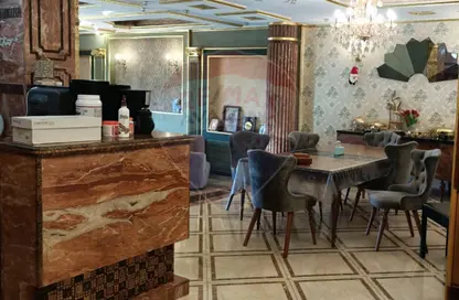 شقة - 3 غرف نوم - 3 حمامات للبيع في طريق الجيش - كامب شيزار - حي وسط - الاسكندرية