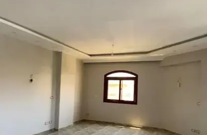 شقة - 4 غرف نوم - 3 حمامات للايجار في شارع سهل بن قيس - البنفسج 8 - البنفسج - مدينة القاهرة الجديدة - القاهرة