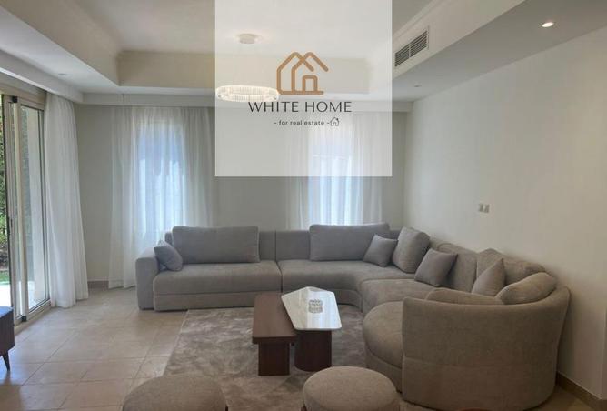 8013304 - Property Image 2