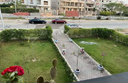 شقة - 3 غرف نوم - 3 حمامات للبيع في المجاورة الثالثة - الحي الثالث شرق - مدينة الشروق - القاهرة