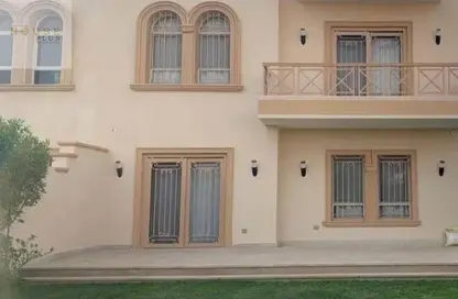 منزل مزدوج - 4 غرف نوم - 4 حمامات للايجار في شارع 10 - جرينز - الحي السادس - الشيخ زايد - الجيزة