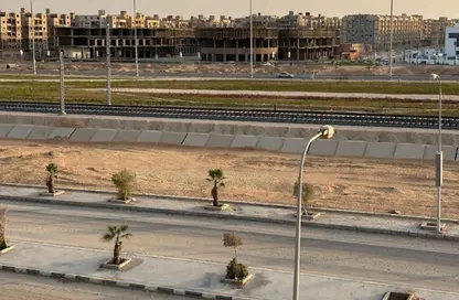 شقة - 4 غرف نوم - 2 حمامات للبيع في شارع النوادي - حدائق اكتوبر - مدينة 6 أكتوبر - الجيزة