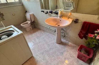 شقة - 2 غرف نوم - 1 حمام للبيع في شارع المؤيد - المنطقة الأولى - مدينة نصر - القاهرة