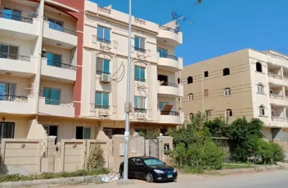 شقة - 3 غرف نوم - 2 حمامات للبيع في لازورد - الحي الثامن - الشيخ زايد - الجيزة