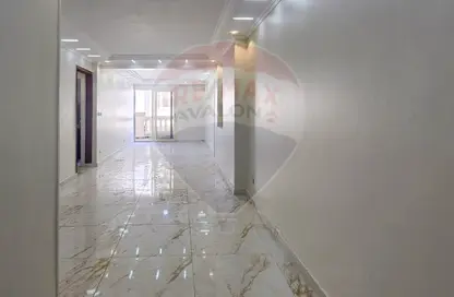 Apartment - 3 Bedrooms - 2 Bathrooms for sale in Camp Chezar - Hay Wasat - Alexandria