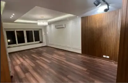 Apartment - 3 Bedrooms - 2 Bathrooms for sale in Al Rehab - New Cairo City - Cairo