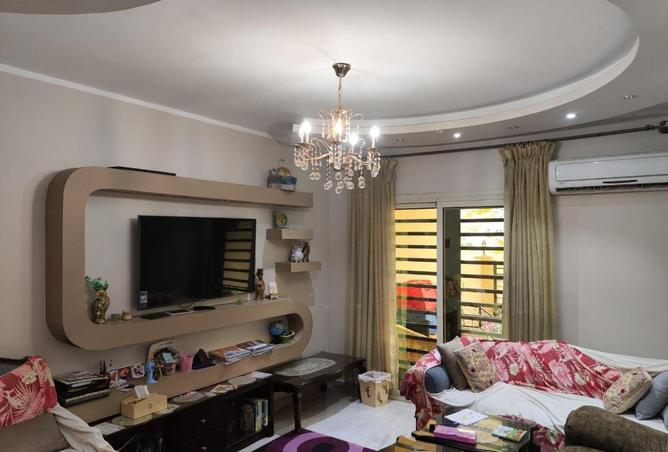 8193997 - Property Image 2