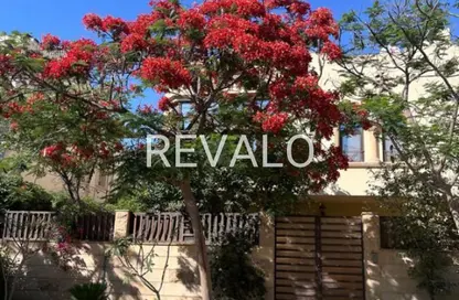 Twin House - 4 Bedrooms - 4 Bathrooms for sale in Sama Zayed - 4th District - Sheikh Zayed City - Giza