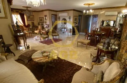 Apartment - 3 Bedrooms - 2 Bathrooms for sale in Abd Al Aziz Fahmy St. - Heliopolis Square - El Nozha - Cairo