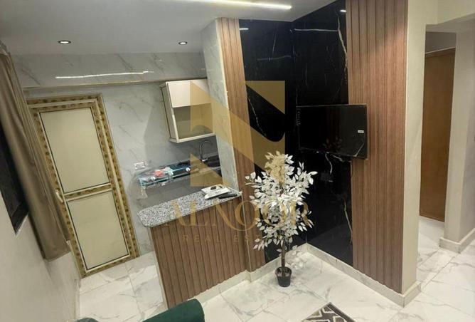 8112925 - Property Image 3