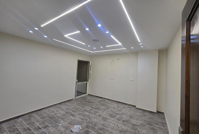 7986557 - Property Main Image