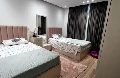Apartment - 3 Bedrooms - 3 Bathrooms for sale in Taj City - 5th Settlement Compounds - The 5th Settlement - New Cairo City - Cairo