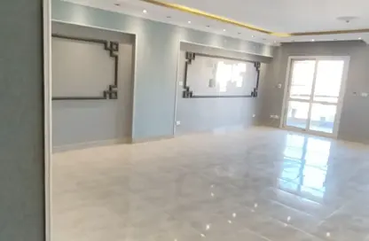 Apartment - 3 Bedrooms - 3 Bathrooms for rent in El Rehab Extension - Al Rehab - New Cairo City - Cairo