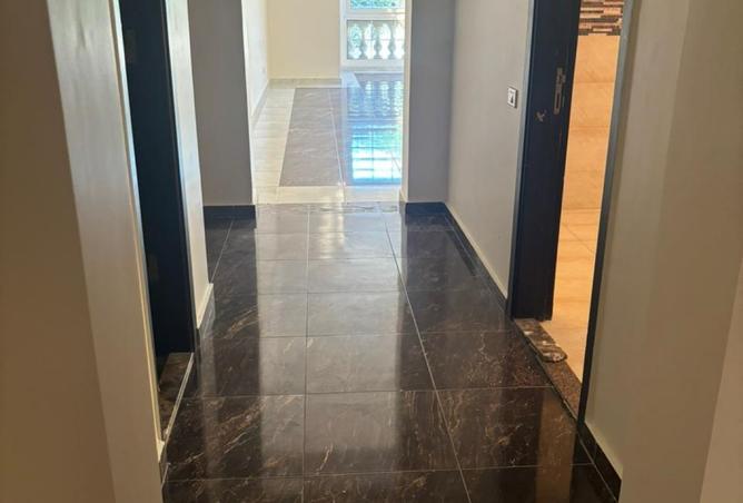 8271198 - Property Image 3