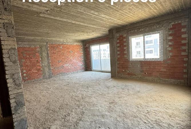 8105411 - Property Image 3