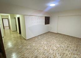 Apartment - 2 bedrooms - 1 bathroom for للايجار in Al Mosheer Ahmed Ismail St. - Sidi Gaber - Hay Sharq - Alexandria