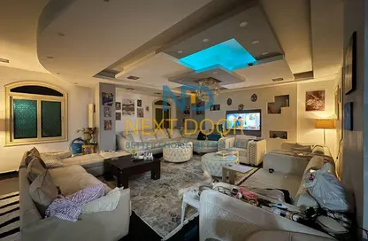 دوبلكس - 6 غرف نوم - 4 حمامات للبيع في شارع الجزيرة - المستثمرين الجنوبية - مدينة القاهرة الجديدة - القاهرة