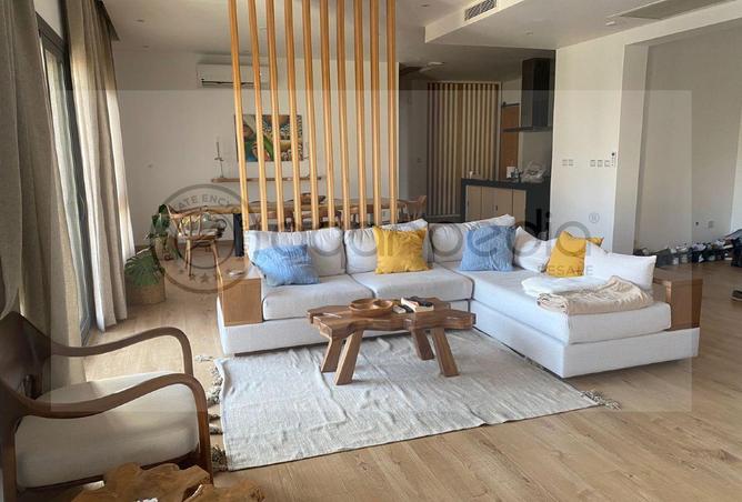 8196102 - Property Main Image