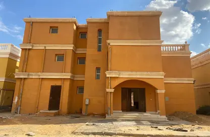 Palace - 6 Bedrooms - 4 Bathrooms for sale in Stella Heliopolis - Cairo - Ismailia Desert Road - Cairo