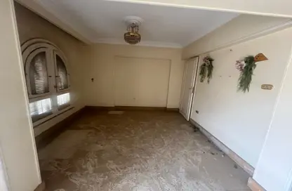 Apartment - 2 Bedrooms - 1 Bathroom for sale in 13th District - Sheikh Zayed City - Giza