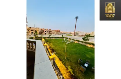 Apartment - 3 Bedrooms - 2 Bathrooms for sale in Loaloat Al Shorouk - 3rd District West - Shorouk City - Cairo