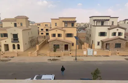 Villa - 4 Bedrooms - 5 Bathrooms for sale in Mivida - 5th Settlement Compounds - The 5th Settlement - New Cairo City - Cairo