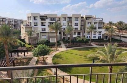 Apartment - 2 Bedrooms - 2 Bathrooms for sale in Fountain Side - Uptown Cairo - Mokattam - Cairo