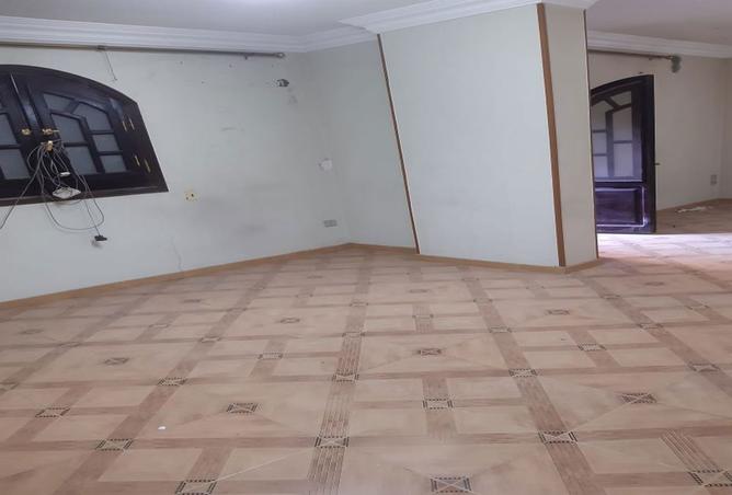 8146011 - Property Image 2