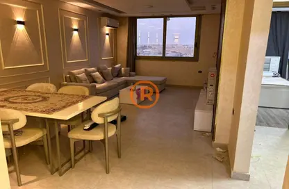 شقة - 2 غرف نوم - 2 حمامات للايجار في وان قطامية - كمبوندات القطامية - القطامية - مدينة القاهرة الجديدة - القاهرة