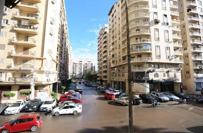 شقة - 3 غرف نوم - 2 حمامات للبيع في سموحة - حي شرق - الاسكندرية