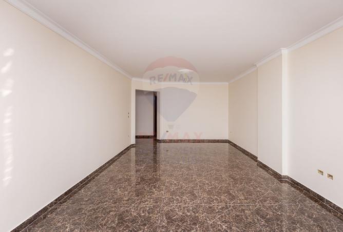 8008604 - Property Image 2